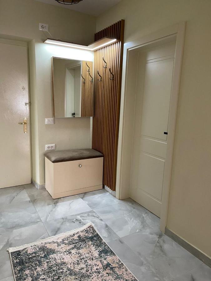 Downtown Deluxe Apartment Shkoder Exterior photo